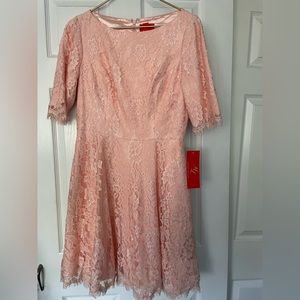 ML Monique Lhuillier Pink Lace Dress Size 10